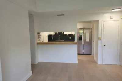 2313 N Congress Avenue #33 1