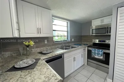 20511 NW 15th Ave #4 1