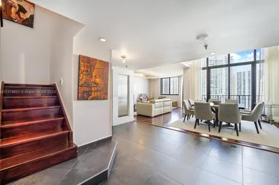 520 Brickell Key Dr #APH10 1