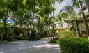 250 W San Marino Dr Photo
