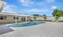 351 Country Club Photo