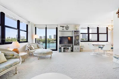 10101 E Bay Harbor Dr #403 1