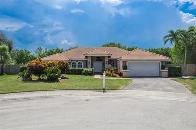4420 SW 74th Way 1