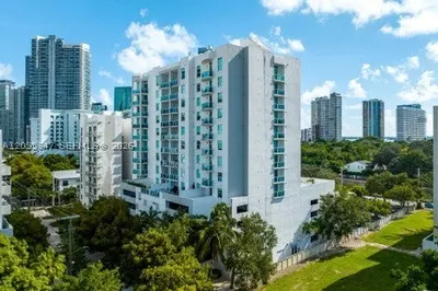 1723 SW 2nd Ave #809 1