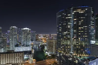 465 Brickell Avenue #2706 1