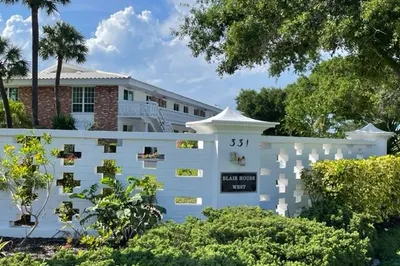 331 Tequesta Drive #120 1