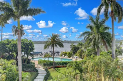 2505 S Ocean Boulevard #305 1