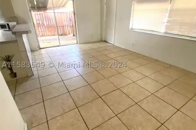 3109 NW 4th Ave 1