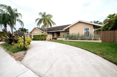 11931 SW 132nd Ave 1