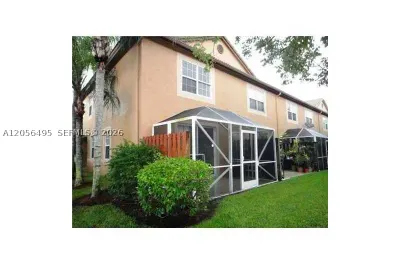 1621 Barcelona Way #6-32 1