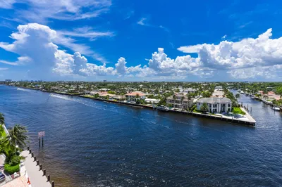 821 N Riverside Dr Apt 801-print-029-026