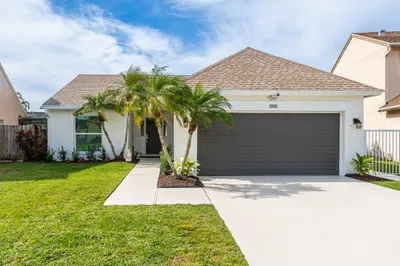 2552MiddletownDr-12