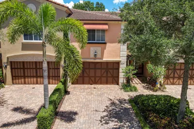 2041 Foxtail View Court 1