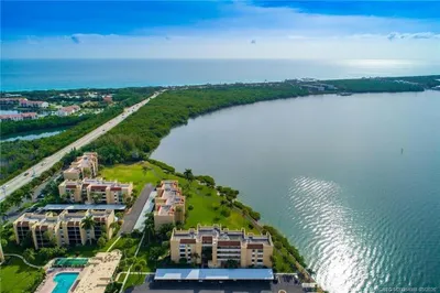 3432 NE Causeway Boulevard #102 1