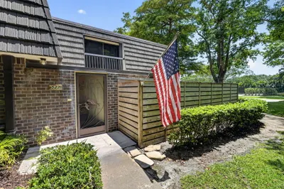 527 5th Terrace 1