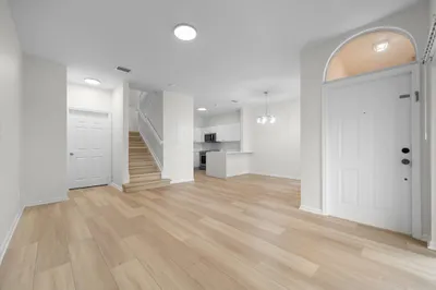 1204 Santa Catalina Lane 1