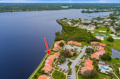 3513 SE Sandpiper Cir, Port St. Lucie, F
