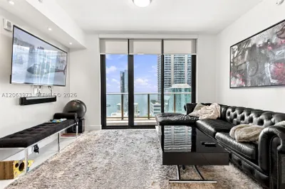 1010 Brickell Ave #2403 1