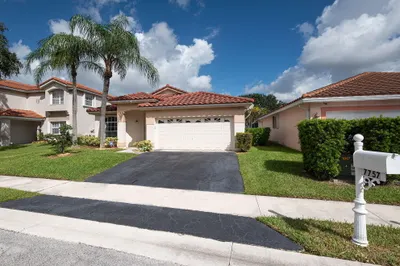 7757 NW 25th Street 1