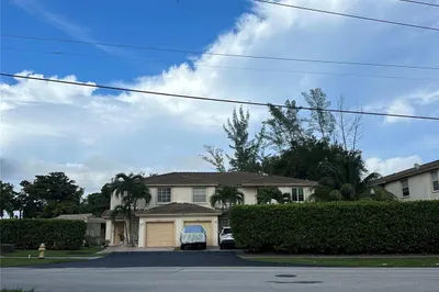 4460 Crystal Lake Drive 1