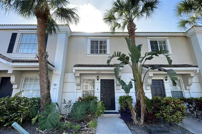 4847 Palmbrooke Terrace 1