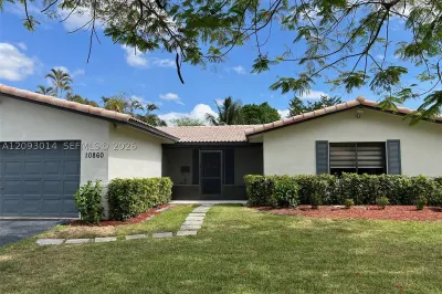 10860 NW 40th St 1