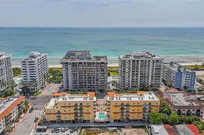 8888 Collins Ave #115 1