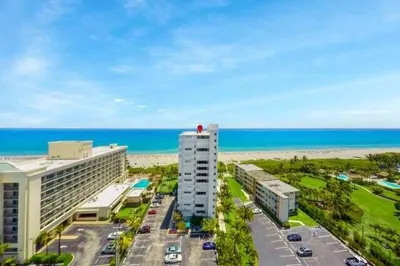VILLA TOWERS ON SINGER ISLAND