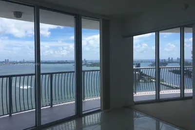 1750 N Bayshore Dr #3601 1