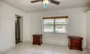 7260 Grapeview Boulevard Photo