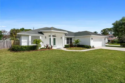 5923 Loxahatchee Pines Dr 1