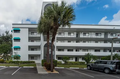4725 Lucerne Lakes Blvd E E #401 1