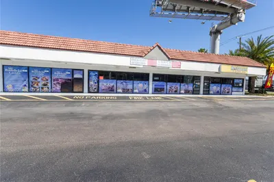10550 NW 77 Ct 1