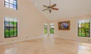 1833 Colonial Dr Photo