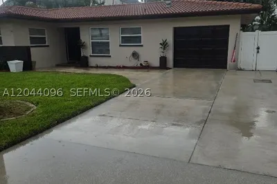 106 E Park Ln 1