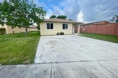 777 SW 2nd Ave 1
