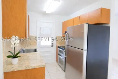 2580 NW 139th St #1 1