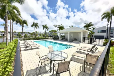 3922 SE Caladium Court 1