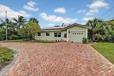 364 NW 35th Street 1