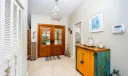 6 Pineapple Lane Photo