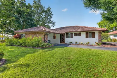 300 NW 42nd Street 1