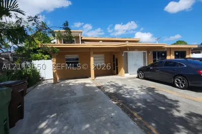 841 SE 1st St 1