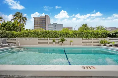 1698 Jefferson Ave #6 1