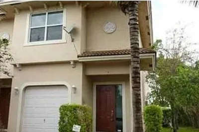 8305 W SAMPLE Road #4 1
