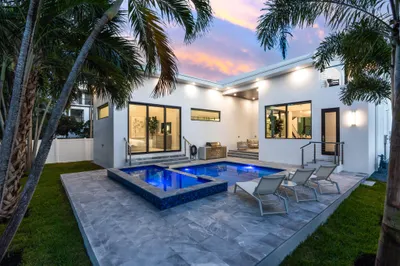 829 SW 11th Street 1
