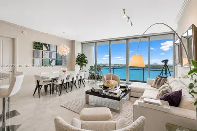 10295 Collins Ave #1606 1