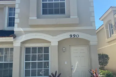 990 Summit Lake Drive 1