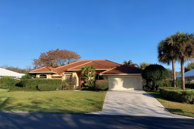 Lovely gated community, great elevation, tennis co