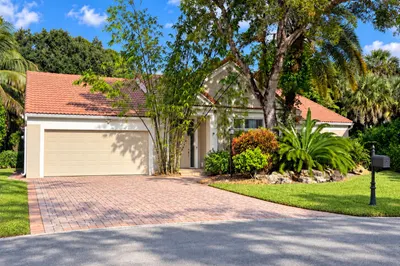 7505 Live Oak Drive 1
