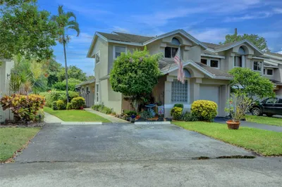1934 Discovery Cir East #1934 1